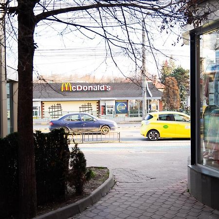 Ultracentral Golden Apartament 1 Suceava Esterno foto