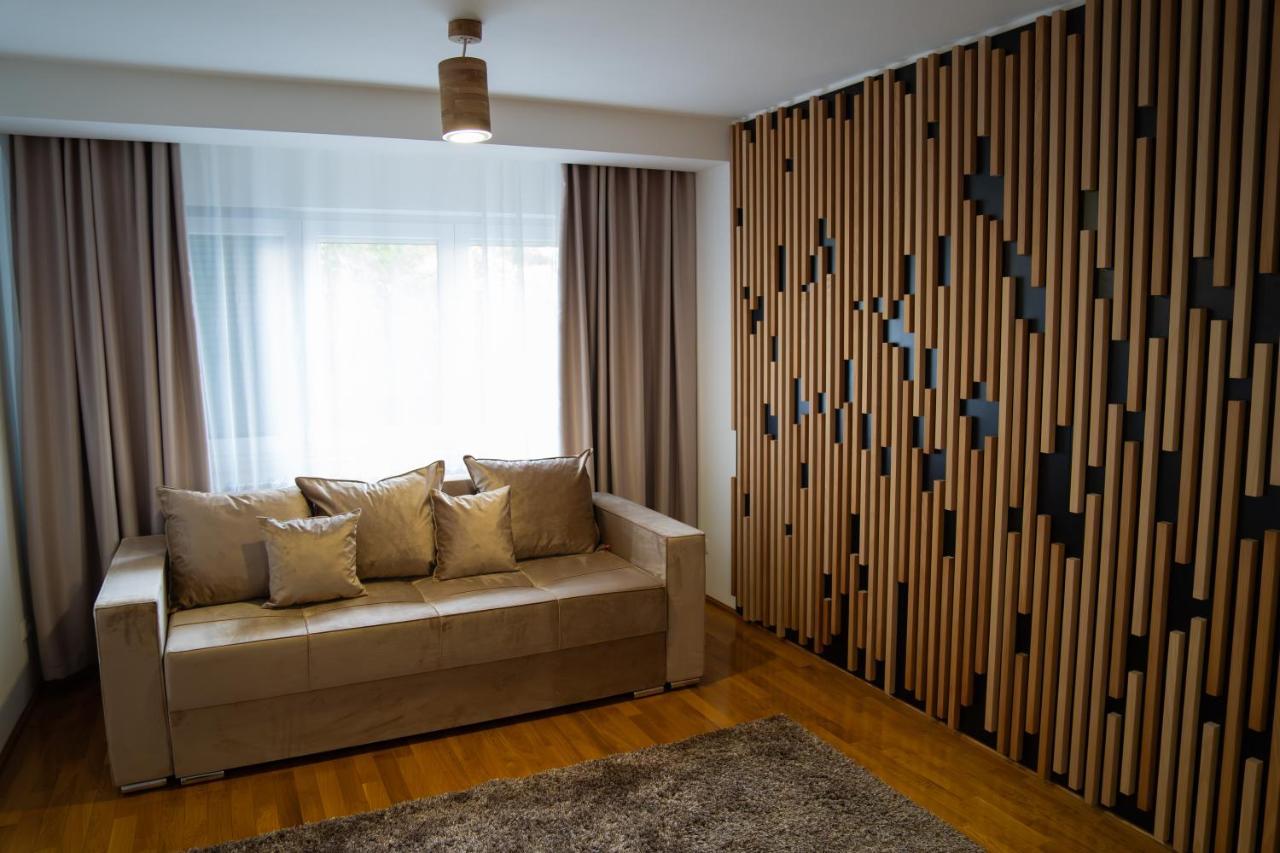 Ultracentral Golden Apartament 1 Suceava Esterno foto